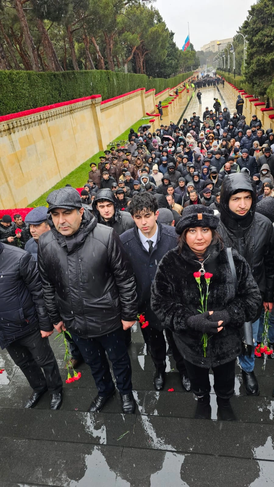 Ədalət Partiyası 20 Yanvar şəhidlərinin xatirəsini yad edib - FOTO