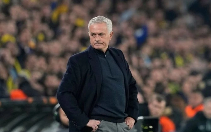Mourinyo yeni transferi bəyənmədi - FOTO