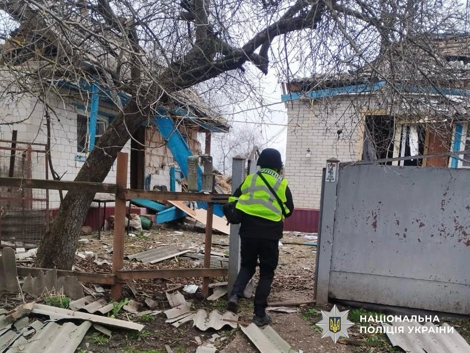Rusiya ordusu Sumıda təcili yardım avtomobilini vurdu - FOTO