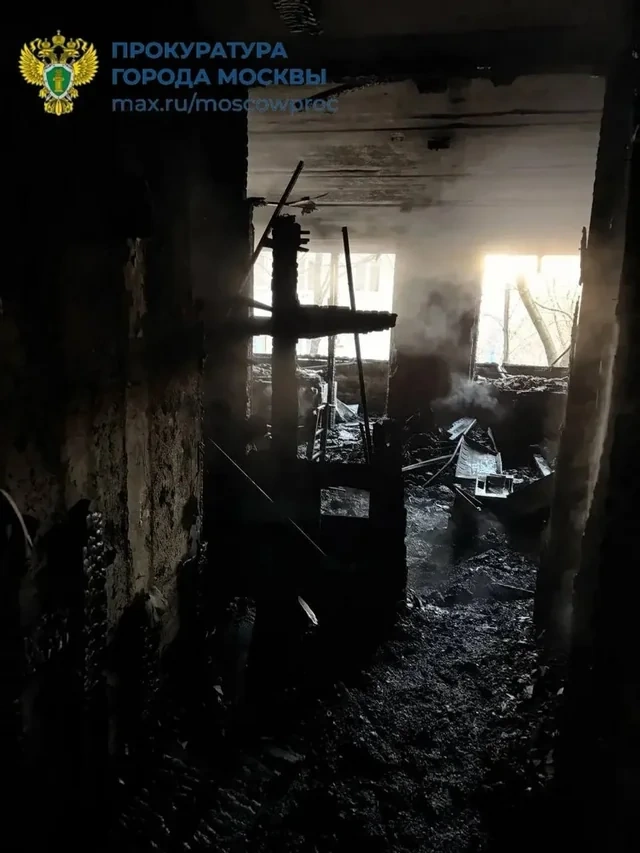 Moskvada yaşayış binasında GÜCLÜ YANĞIN: Ölənlər və yaralananlar var - FOTO/VİDEO