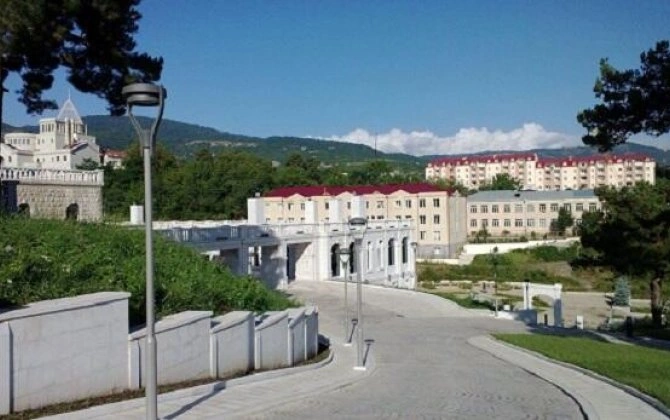 Xankəndidə dünyaya gələn ilk uşağın anasına VƏZİFƏ VERİLDİ - FOTO