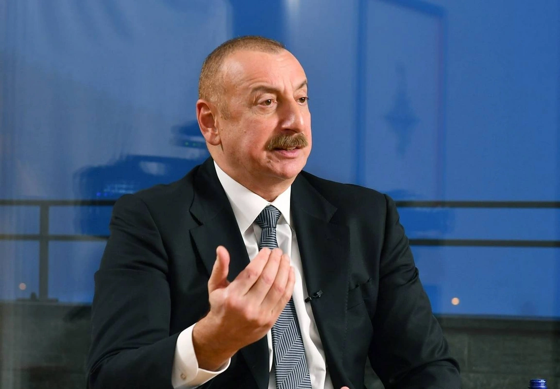 İlham Əliyevin Davosda səsləndirdiyi fikirlər beynəlxalq mətbuat tərəfindən geniş işıqlandırılıb - FOTO