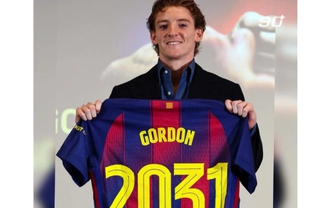 "Barselona" ingilis futbolçunu transfer etdi