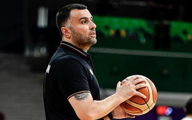 Baş məşqçi Slovakiya üzərində qələbədən sonra: “Bu uğur tarixidir”