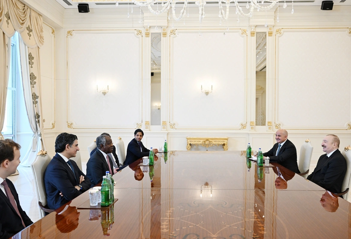 İlham Əliyev "Global Infrastructure Partners" şirkətinin baş icraçı direktorunu qəbul edib