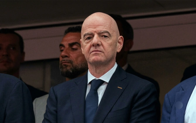 İnfantinonun taxtı təhlükədə - FIFA prezidentliyinə onlar namizəddir