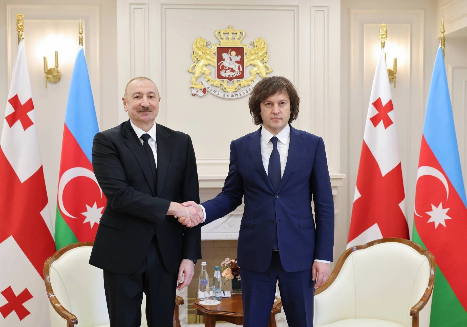 İlham Əliyevin İrakli Kobaxidze ilə təkbətək görüşü oldu - FOTO
