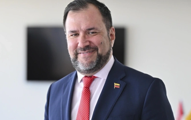 Rəsmi Karakas: Venesuelada prezident vəzifələri müvəffəqiyyətlə icra edilir, dövlət qurumları işləkdir