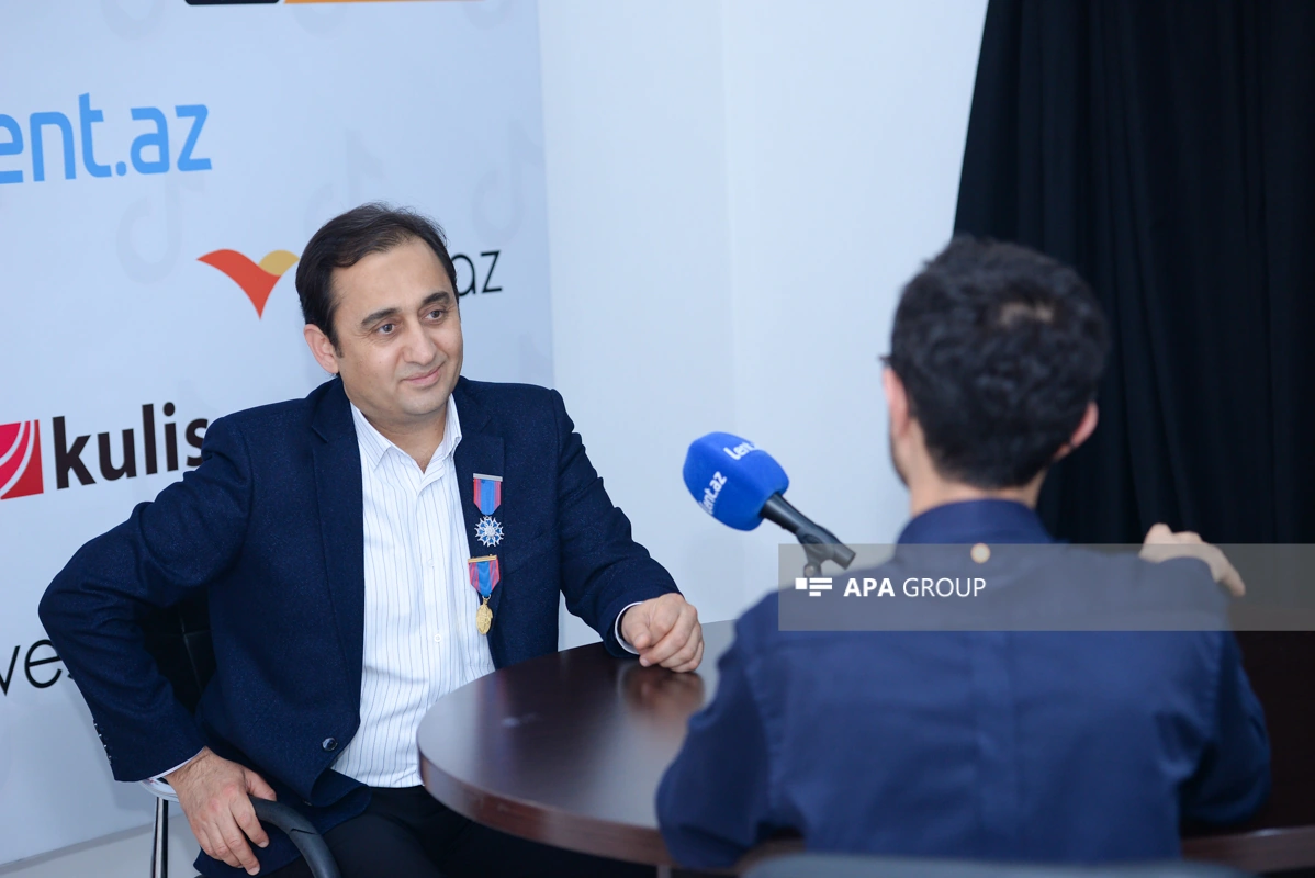 Rəsulzadənin obrazını canlandıran aktyor: "30-40 manata məclislərə kloun gedirdim" - FOTO