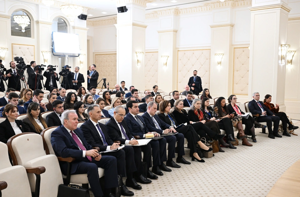 İlham Əliyev və Avropa İttifaqı Şurasının Prezidenti mətbuata bəyanatlarla çıxış ediblər - FOTO - YENİLƏNİB