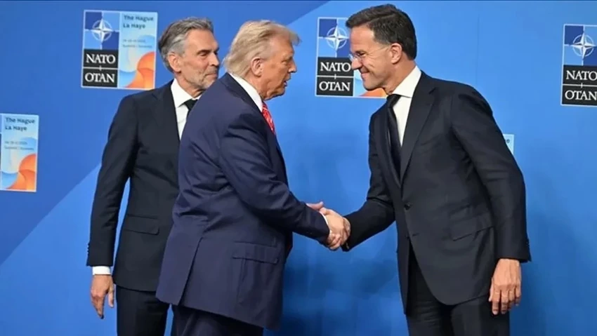 Tramp dünya liderlərinin şəxsi yazışmalarını yaydı