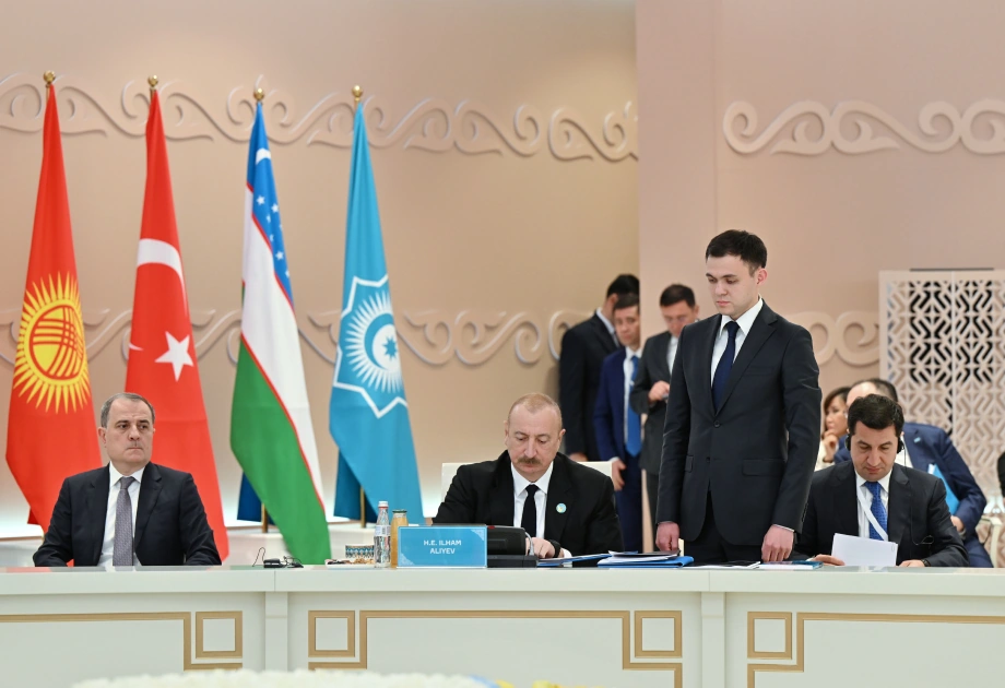 İlham Əliyev Türküstanda TDT-nin qeyri-rəsmi Zirvə görüşündə iştirak edib - FOTO - YENİLƏNİB