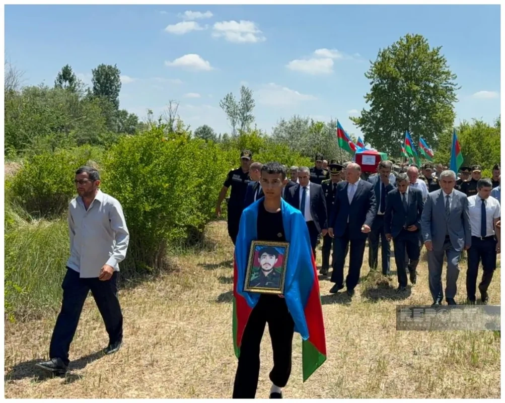 İtkin-şəhid Dəyanət Musayev dəfn edilib - FOTO