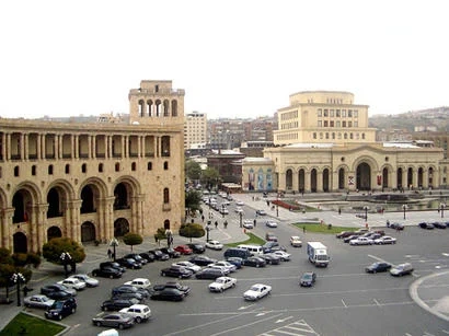 Ermənistanda məktəblərdə fars dili tədris olunacaq