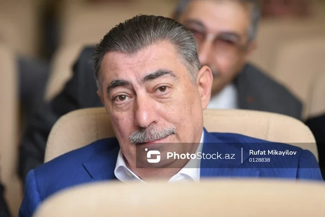 "Space" TV ilə bağlı qarşılıqlı bəyanatlar: Bank hesablarına həbs qoyulması nədən qaynaqlanır?