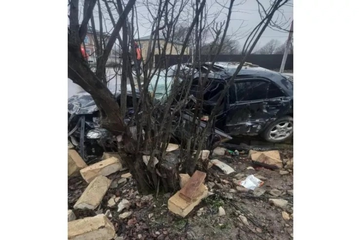 Masallıda avtomobil daş hasara çırpıldı, sürücü öldü - FOTO