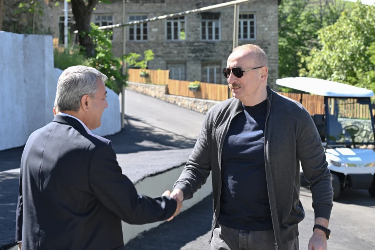 İlham Əliyev Şuşanın Böyük Qaladərəsi kəndində - FOTOLAR