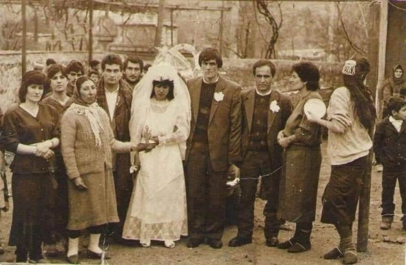 “Vağzalı” çalınanda ağlayıram, sonuncu dəfə bizim toyda rəqs ediblər, indi ayaqları kəsilib” - FOTO+ÖZƏL