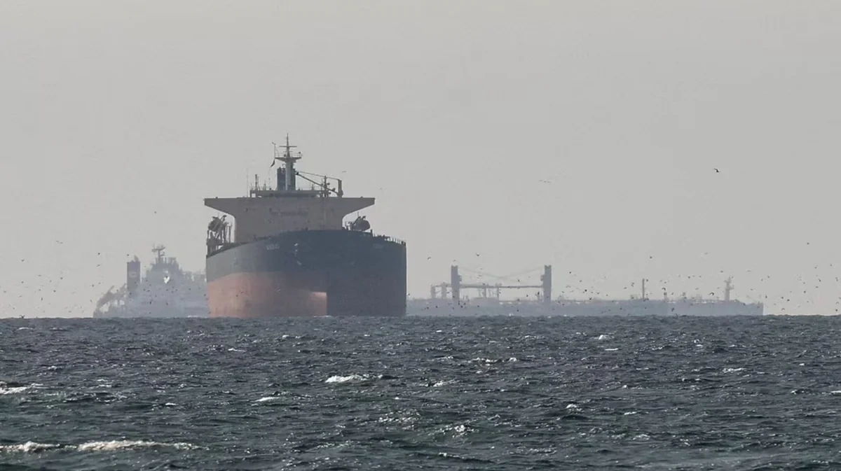 KİV: Tanker karvanı körfəzdən çıxaraq Hörmüz boğazından keçib