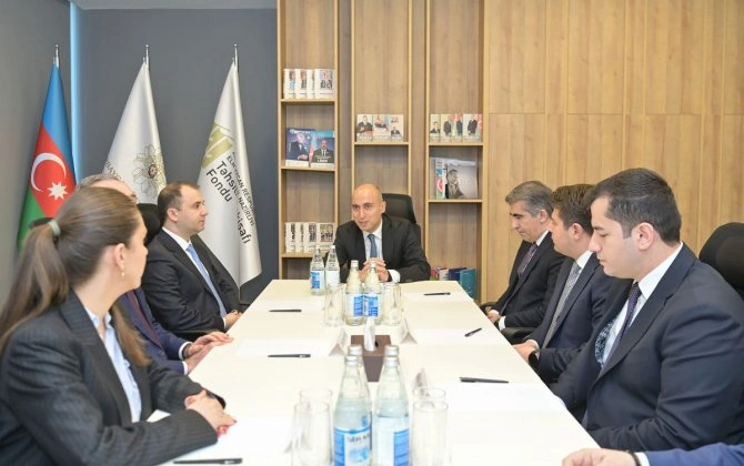 Təhsilin İnkişafı Fondunun yeni sədri kollektivə təqdim olunub - FOTO
