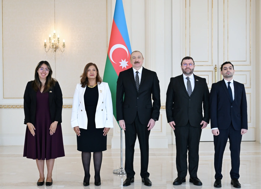 İlham Əliyev Kolumbiyanın Azərbaycanda yeni təyin olunmuş səfirini qəbul etdi - FOTO