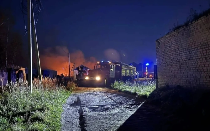 Rusiyada pirotexnika zavodunda baş verən yanğın 22 evə ziyan vurub