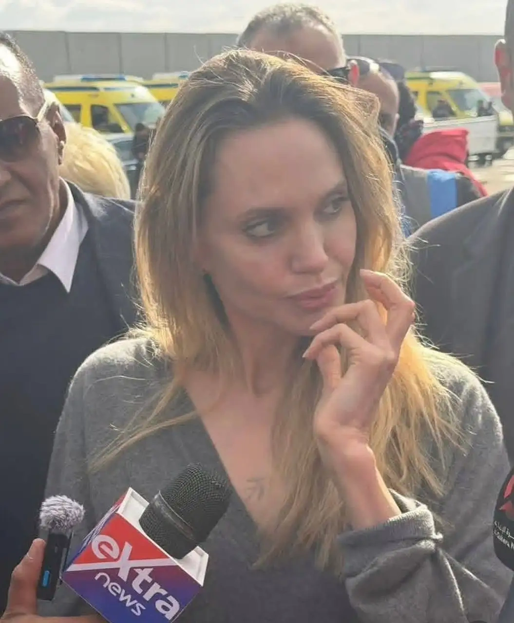 Angelina Coli Rəfah sərhəd keçid məntəqəsinə gəlib - FOTO