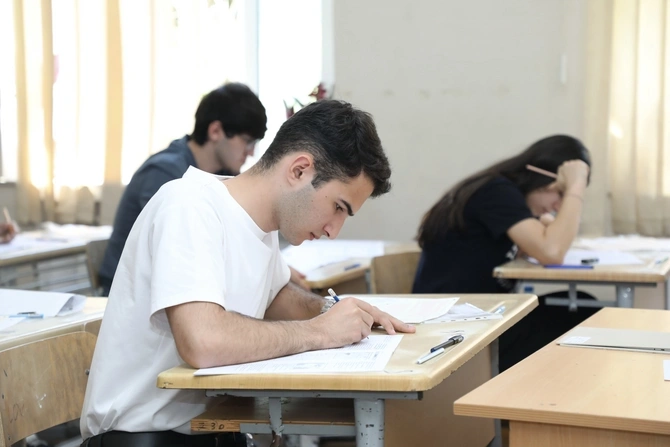 II və III ixtisas qrupları üzrə ali məktəblərə qəbul imtahanı keçirilib- YENİLƏNİB