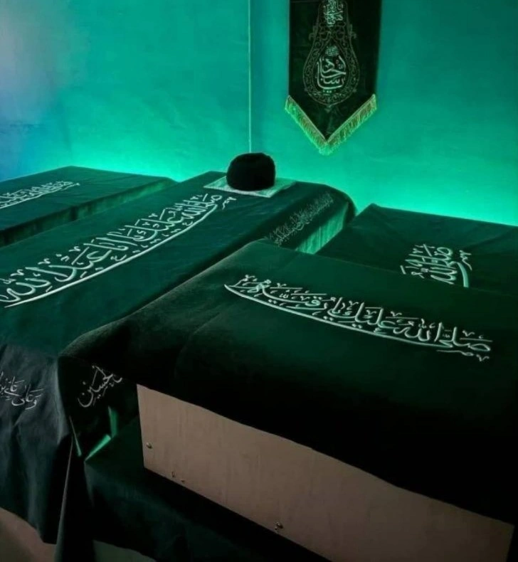 Xameneyinin tabutunun İLK GÖRÜNTÜLƏRİ