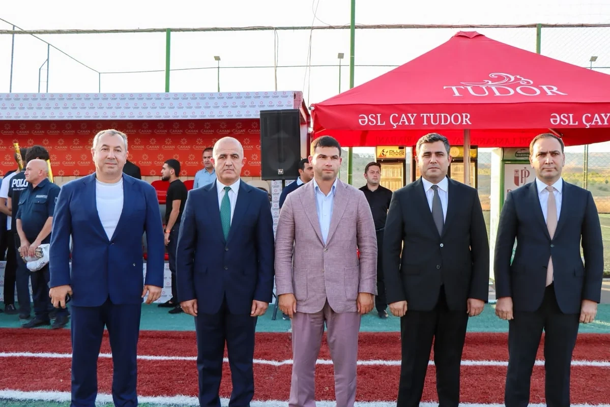 Naxçıvanda ilk Minifutbol Kuboku başa çatıb - FOTO