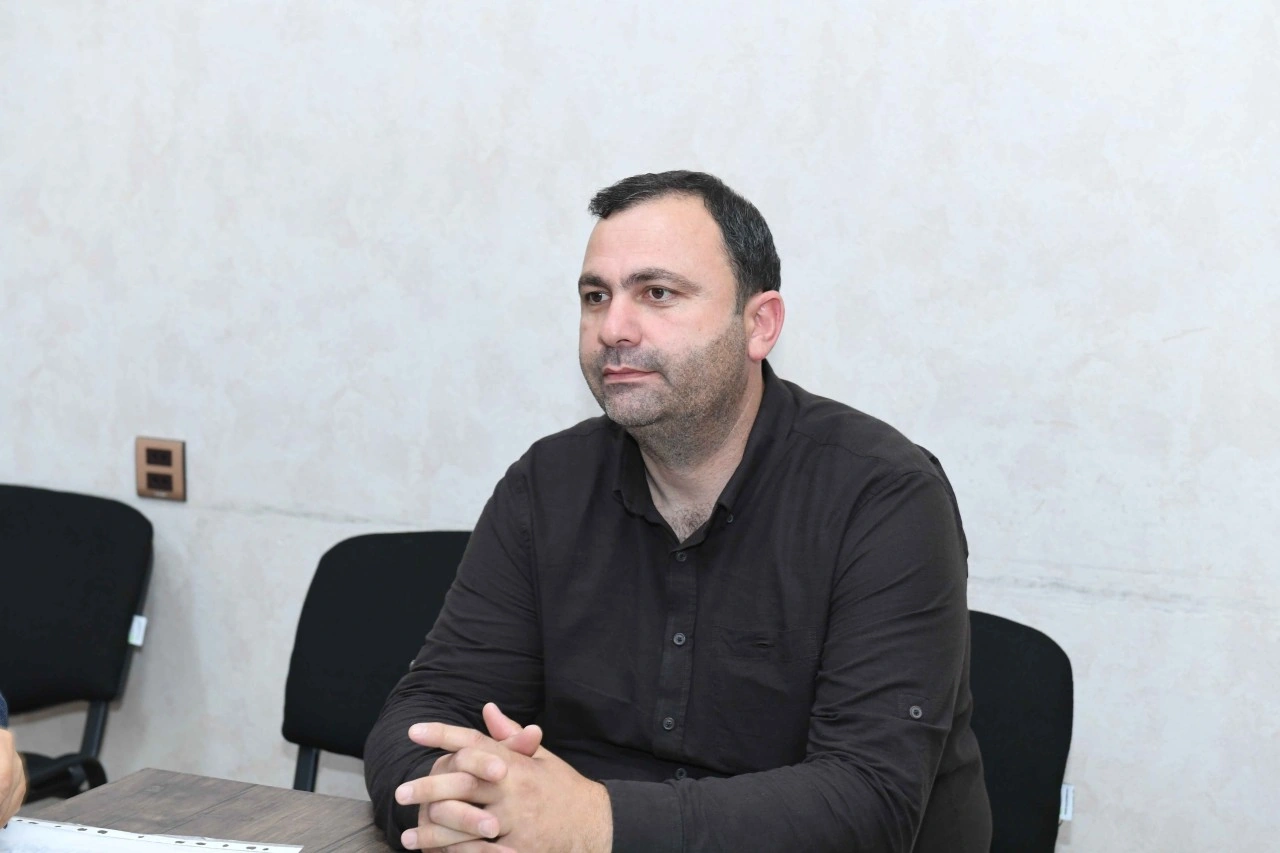 Rövşən Rzayev vətəndaşların növbəti qəbulunu keçirib - FOTOLAR