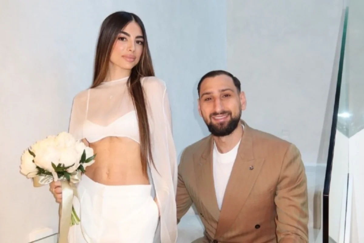Futbolçu Canluici Donnarumma evləndiyini orijinal üsulla elan edib - FOTO
