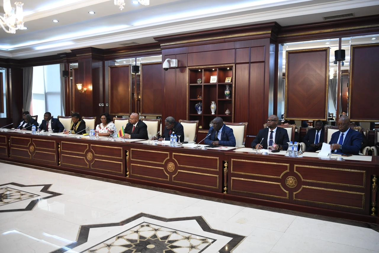 Sadiq Qurbanov Zimbabve parlament nümayəndə heyəti ilə görüşdü - FOTO