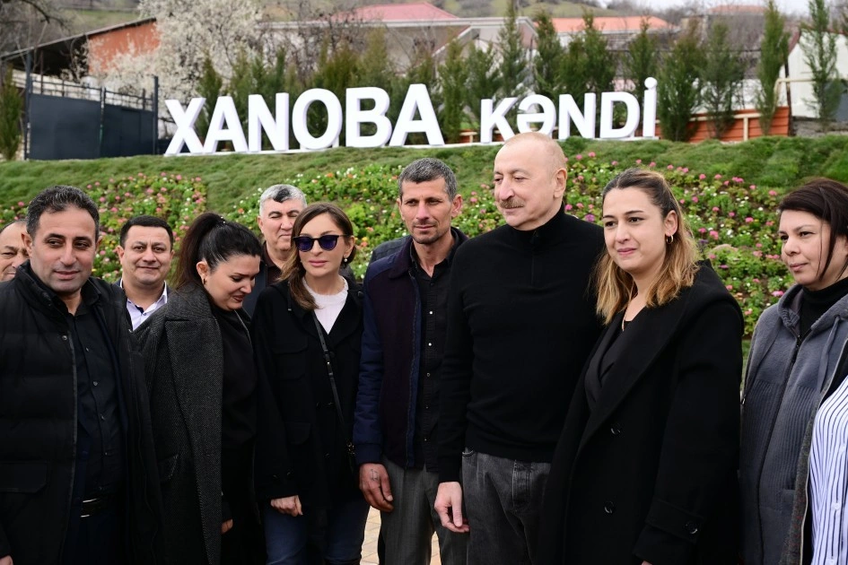 Prezident Xocavəndin Xanoba kəndində fərdi evlərin və infrastrukturun bərpa işləri ilə tanış olub - FOTO - YENİLƏNİB