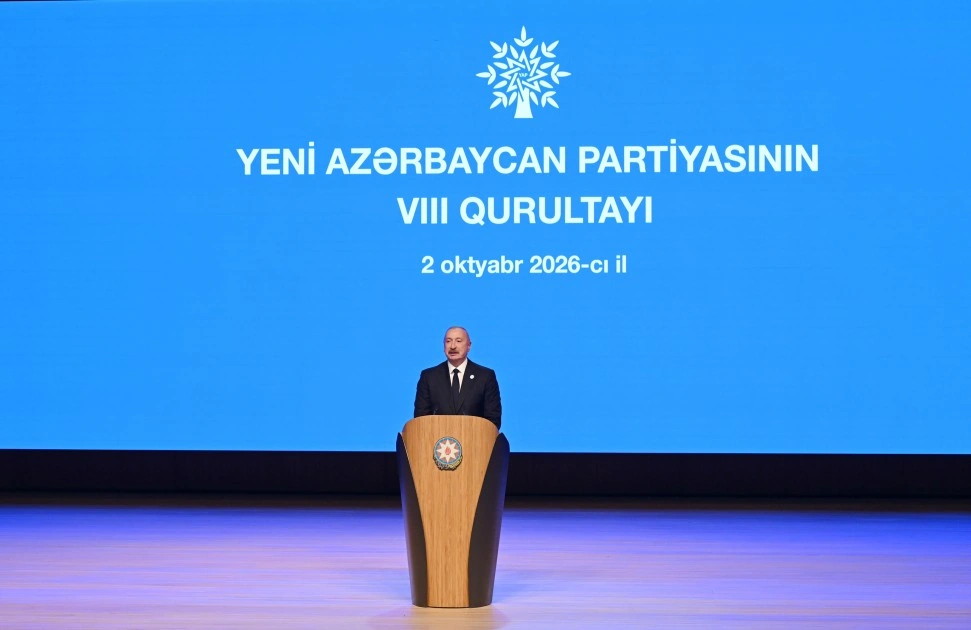 İlham Əliyev YAP-ın qurultayında çıxış edir - FOTO