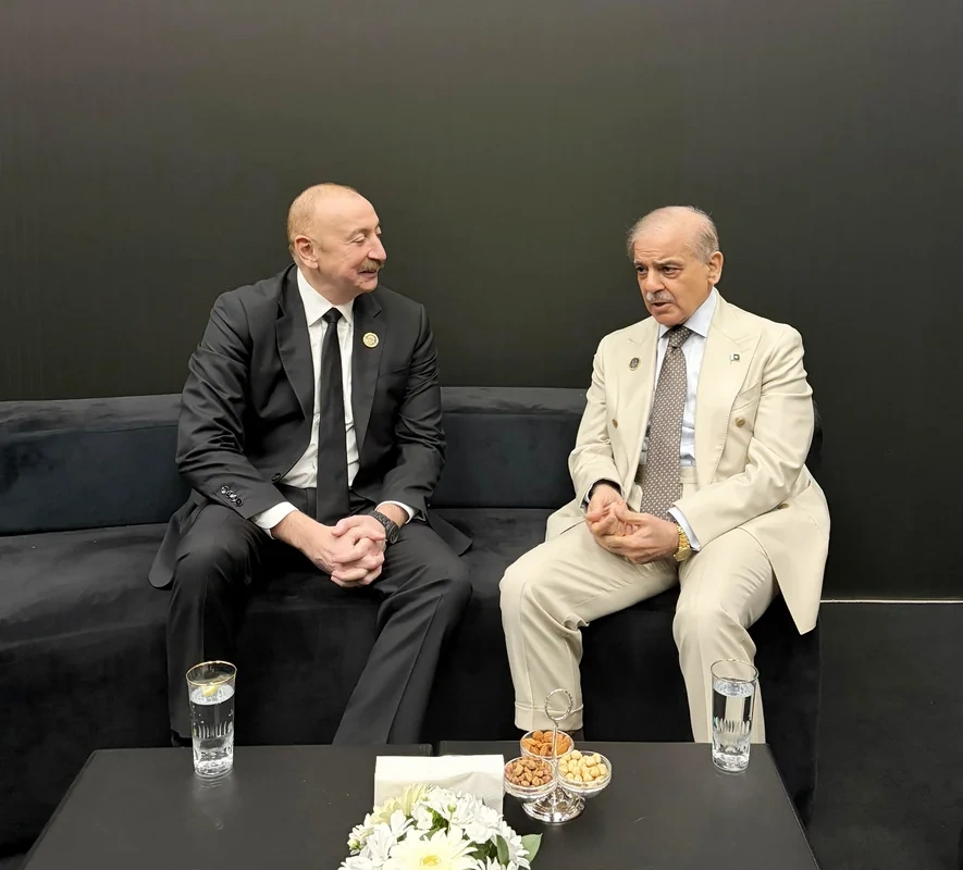 Azərbaycan Prezidenti Antalya Diplomatiya Forumu çərçivəsində Pakistanın baş naziri ilə görüşüb - FOTO
