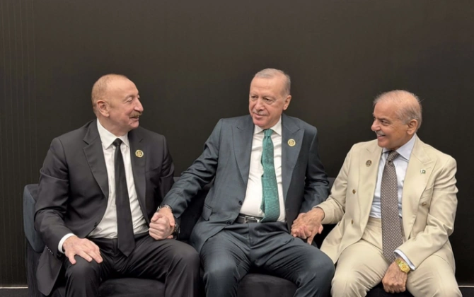 "Ərdoğan, Əliyev və Şərifin əl-ələ tutması dünyaya həmrəylik mesajıdır" - Hakan Fidan
