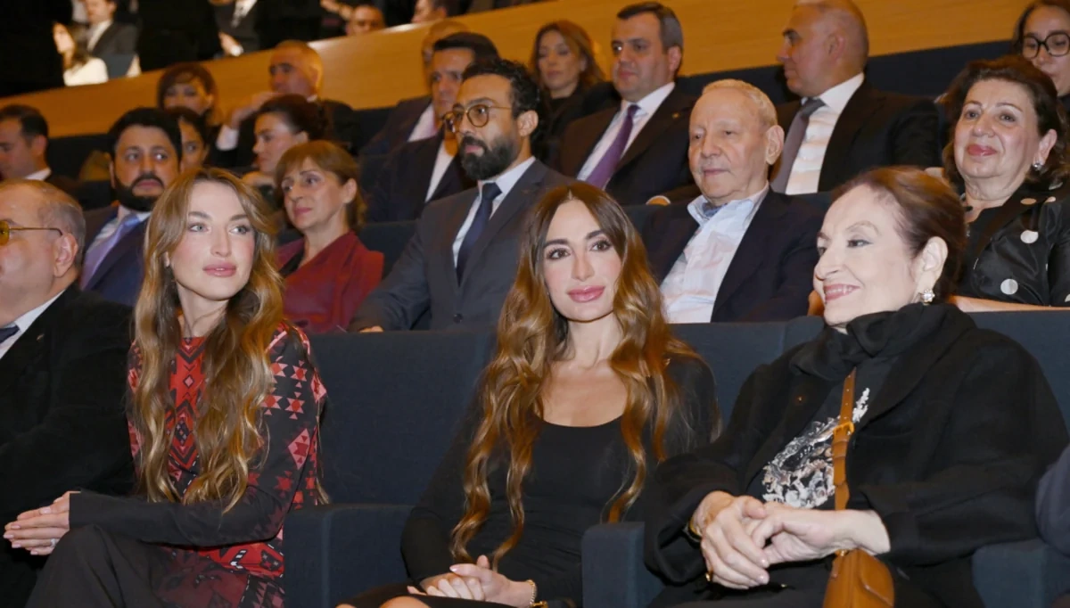"44" bədii filminin premyerası baş tutub: Arzu Əliyeva və Alyona Əliyeva təqdimatda iştirak ediblər