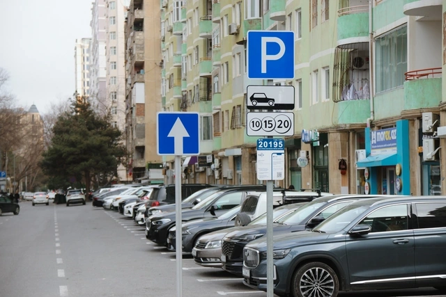 Paytaxtda yeni parklanma yerləri təşkil edilib - FOTO
