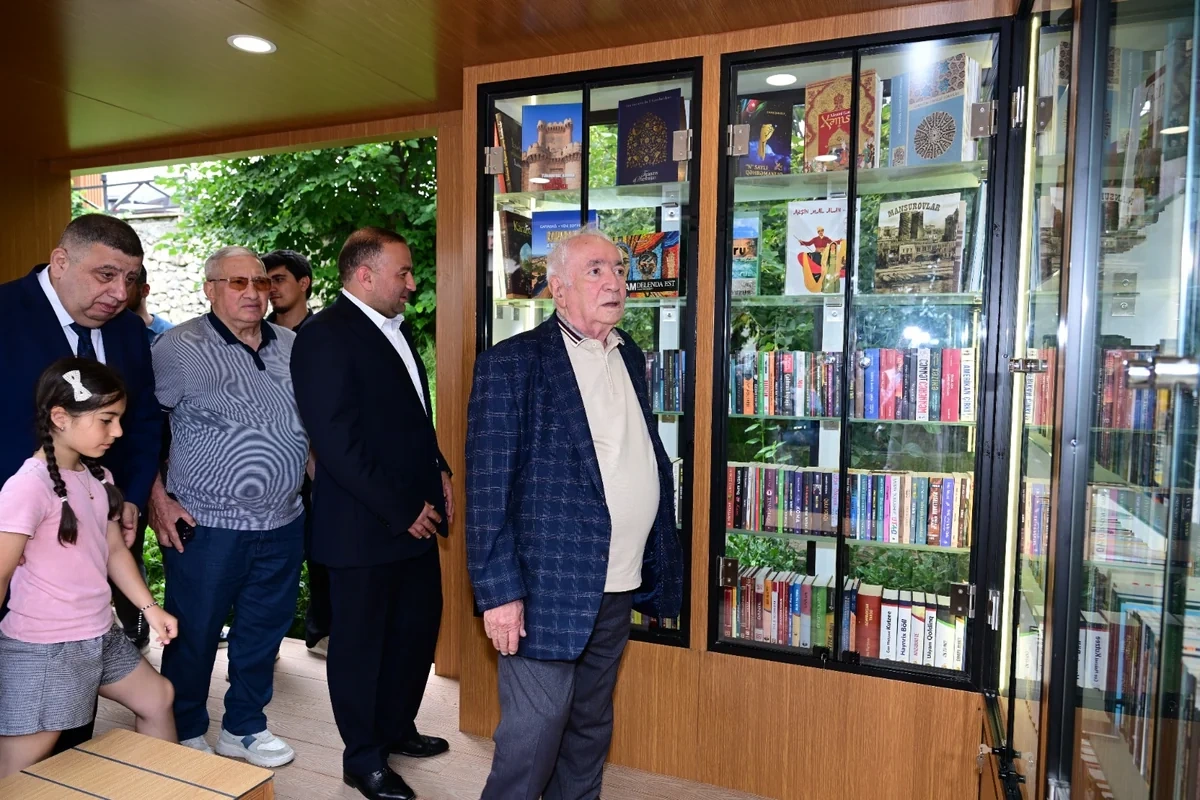 Şuşada "Kitab dayanacağı" istifadəyə verilib - FOTO