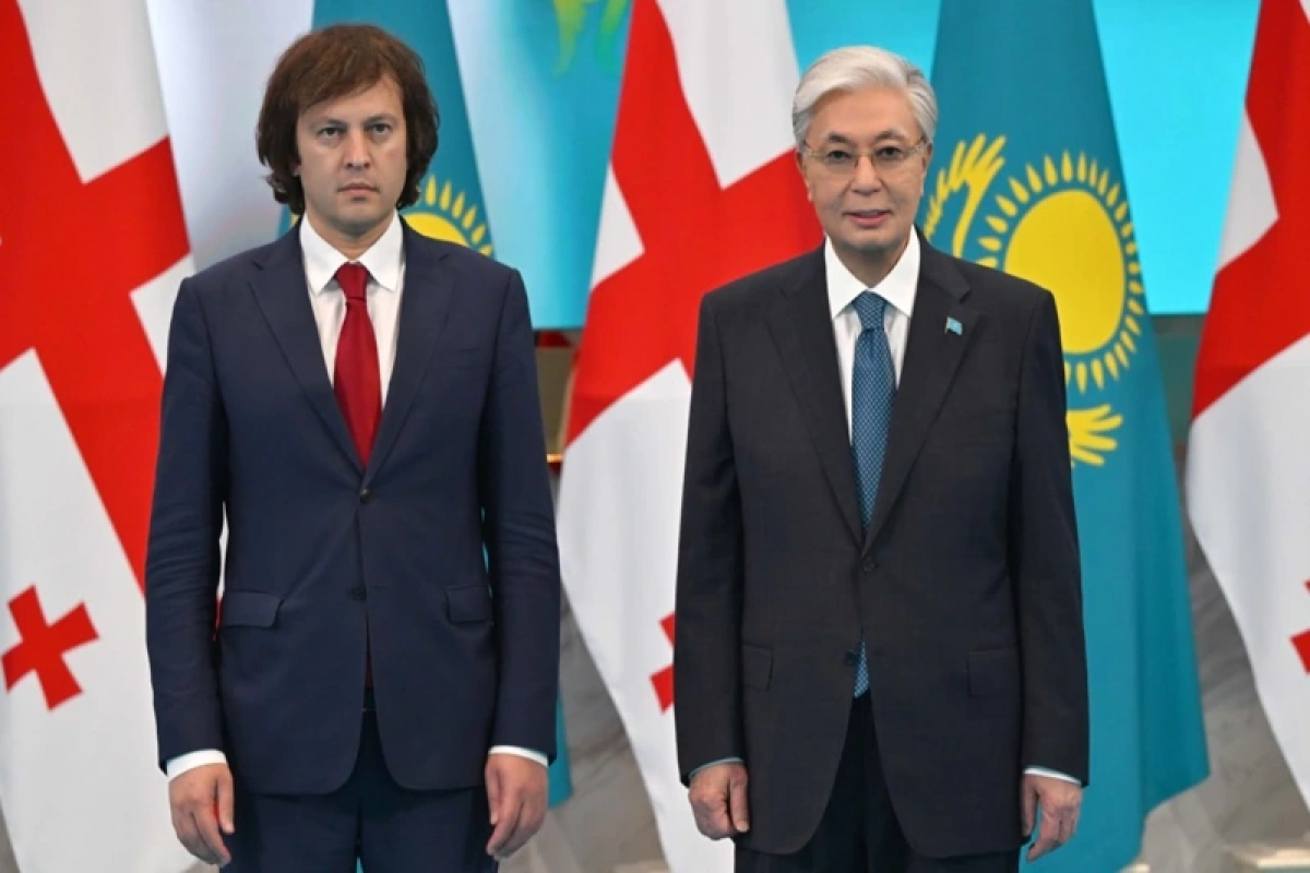 Qazaxıstan və Gürcüstan strateji tərəfdaşlıq haqqında saziş imzalayıb
