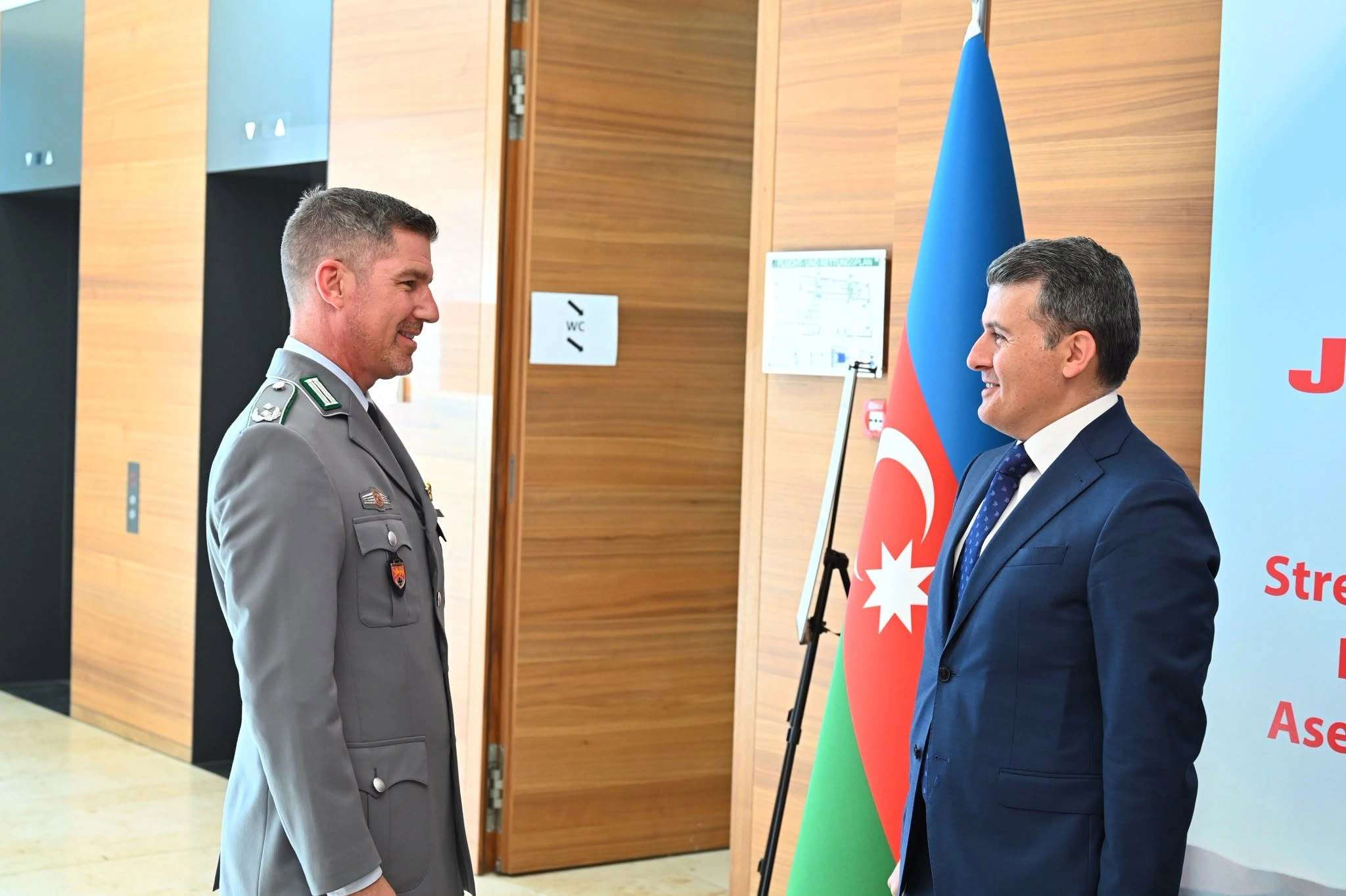 Azərbaycan Silahlı Qüvvələrinin yaradılmasının 108-ci ildönümü Berlində qeyd olundu - FOTO