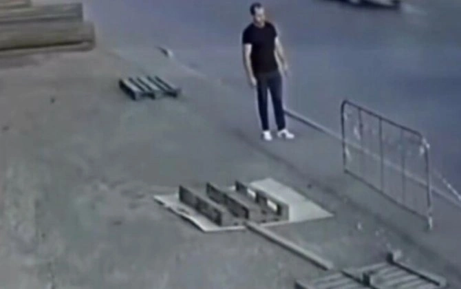 Bakıda kanalizasiyaya düşərək ölən oğlanın işində təqsirli bilinən vəzifəli şəxsə cəza istənildi