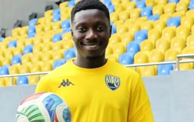 “Kəpəz” belçikalı yarımmüdafiəçini transfer etdi