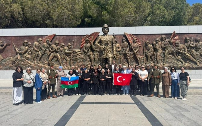 Şəhid ailələri Çanaqqala şəhərini ziyarət ediblər - FOTOLAR