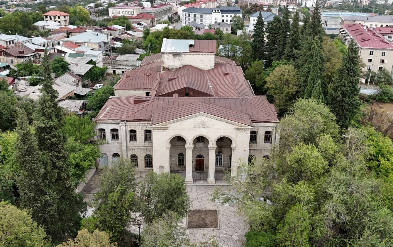“Tamaşaçını teatrdan buna görə qaçırırlar, tamaşalarda müasir insan, cəmiyyət öz əksini tapmır” - FOTO+ÖZƏL