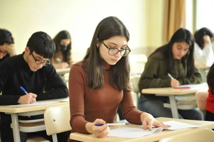 Bu gündən kolleclərə sənəd qəbuluna start verilir