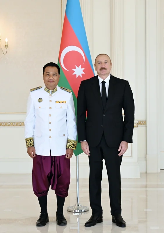 Prezident Kambocanın ölkəmizə yeni təyin olunmuş səfirini qəbul etdi - FOTO