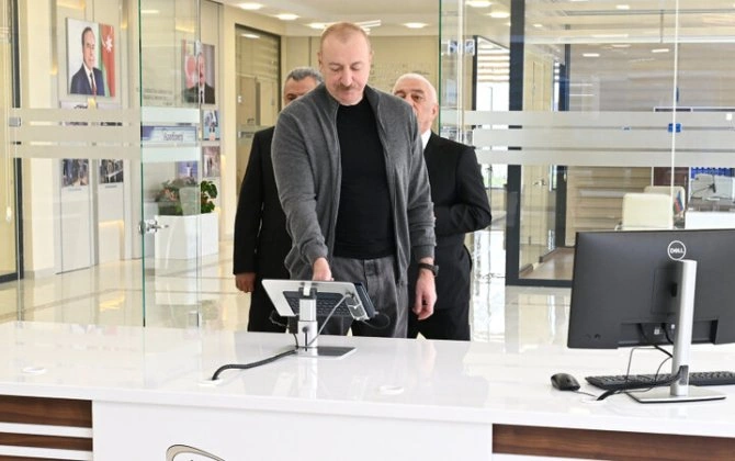 İlham Əliyev “Abşeron” Batareya Enerji Saxlanc Mərkəzinin açılışında iştirak edib - FOTO
