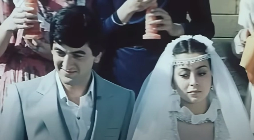 “Mənə görə Zaurun verilişinə zəng etmişdi, xaricdə masajist işləyir” - “Bəyin oğurlanması” filminin Yasəməni haradadır? - ÖZƏL+AÇIQLAMA